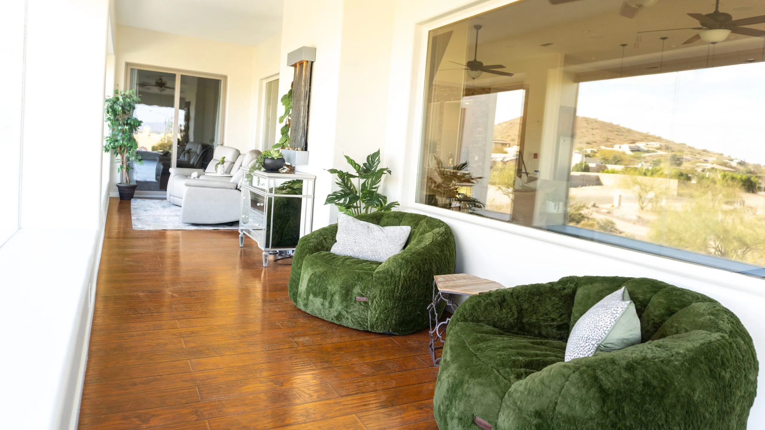 Lounge with desert views